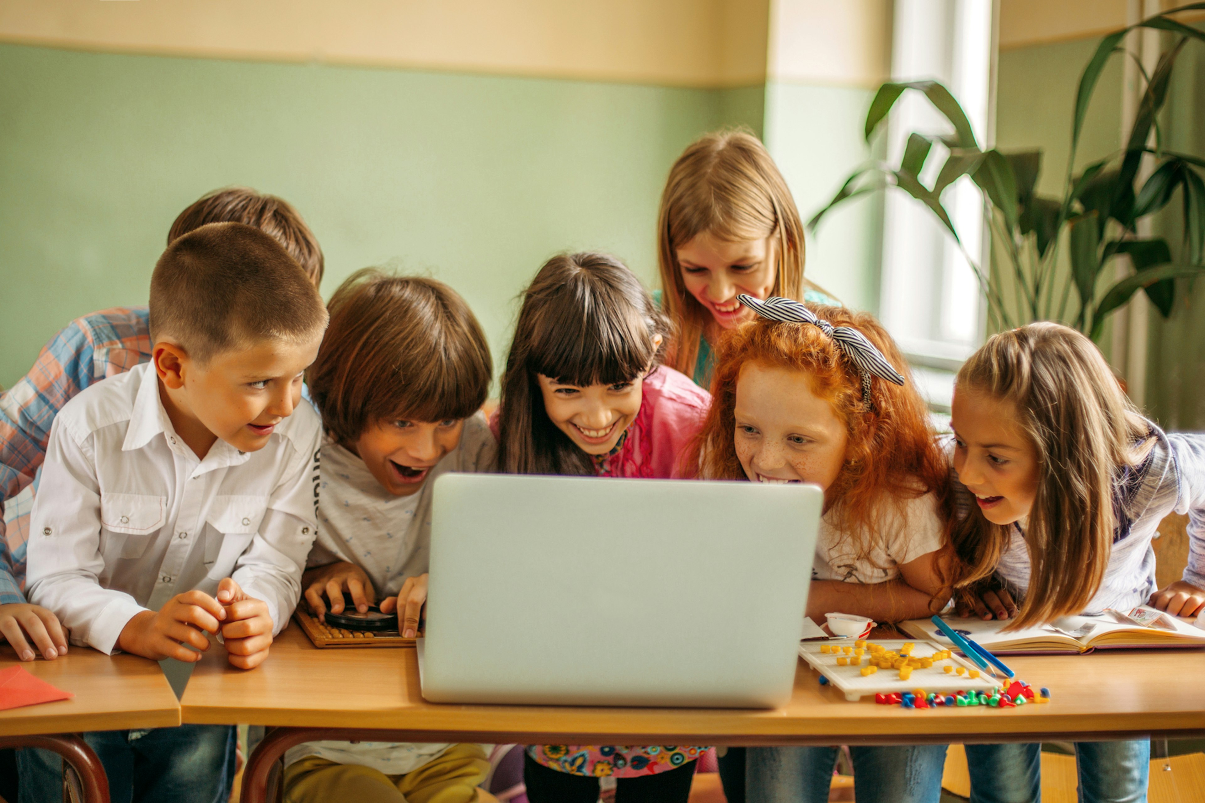 35 Fantastic Educational YouTube Channels K–8 Kids Will Love